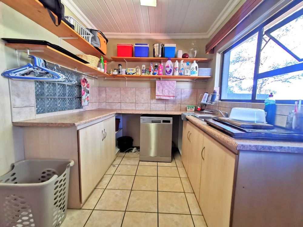 MAIN DWELLING SCULLERY 