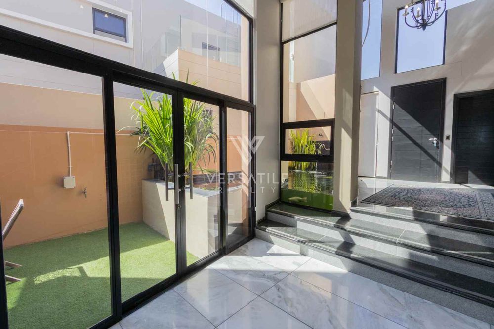 41 - Reception Court yard with Koi pond