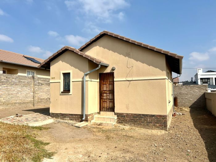 Property #2170291, House rental monthly in Bloubosrand