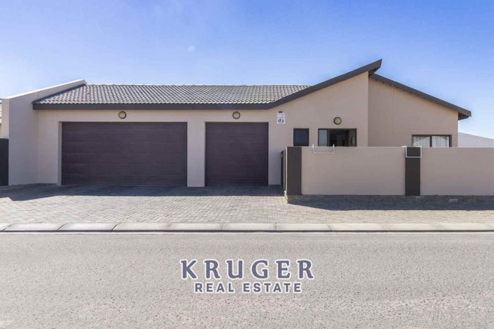 Property #2237853, House for sale in Swakopmund Ext 23
