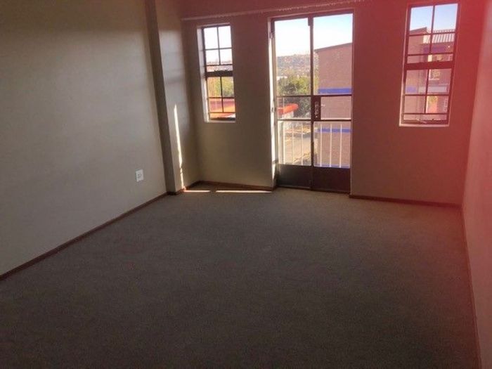 Property #2186778, Apartment rental monthly in Edenvale Central
