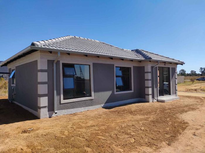 Boksburg Central House For Sale: 3 Bedrooms, Full Title, Customizable Finishes, No Deposit.