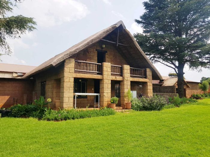 Property #2004700, Small Holding for sale in Bredell A H