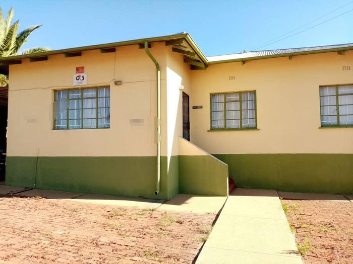 Property #2191363, House for sale in Windhoek North