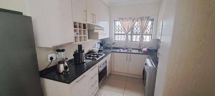 3-Bedroom Apartment To Rent in Wilgeheuwel with pool, gym, and private garden.