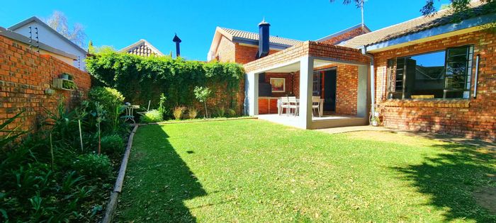 Pentagon Park House For Sale: Spacious living, flatlet, garden, and braai area.