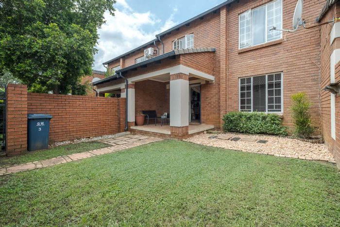 Equestria Townhouse For Sale: 2 beds, 2 baths, garden, double garage, 24H security.