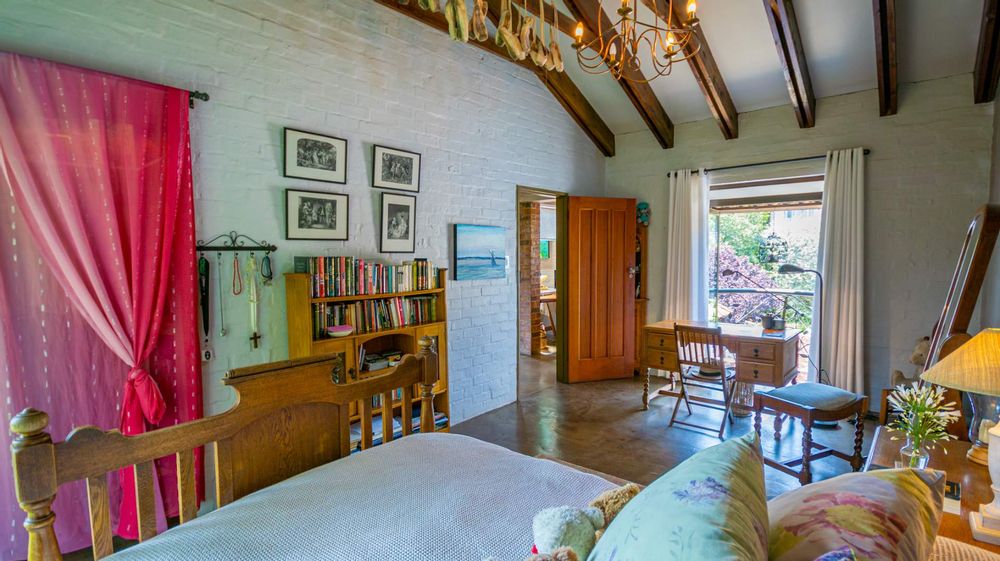 This room has a walk in cupboard