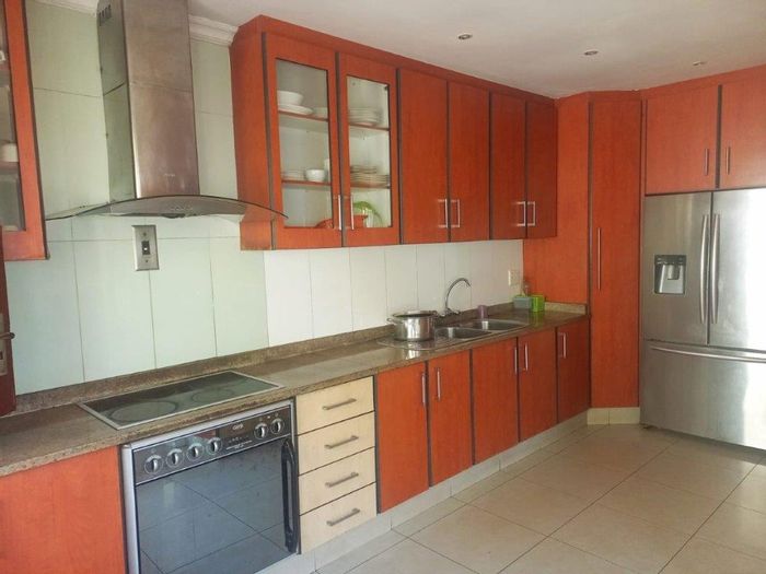Montclair House For Sale: 3 Bedrooms, Pool, Deck, Garage, Close to Amenities.
