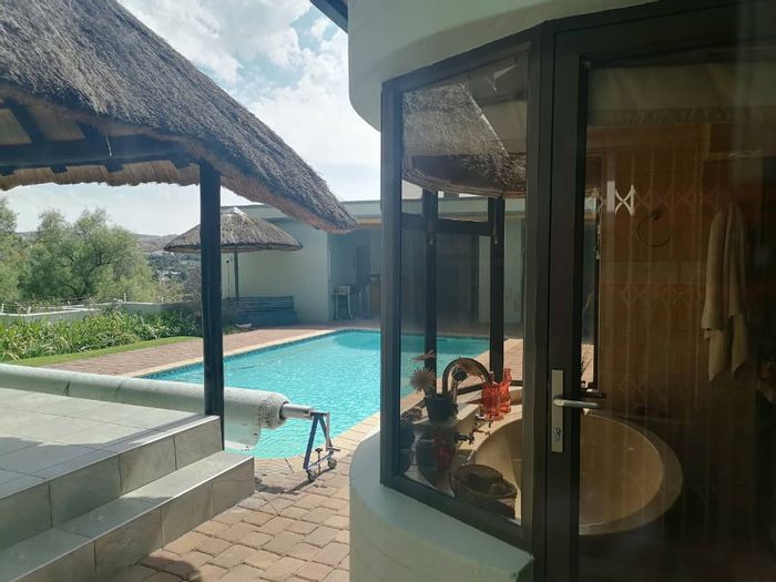 Property #2218435, House For Sale in Klein Windhoek