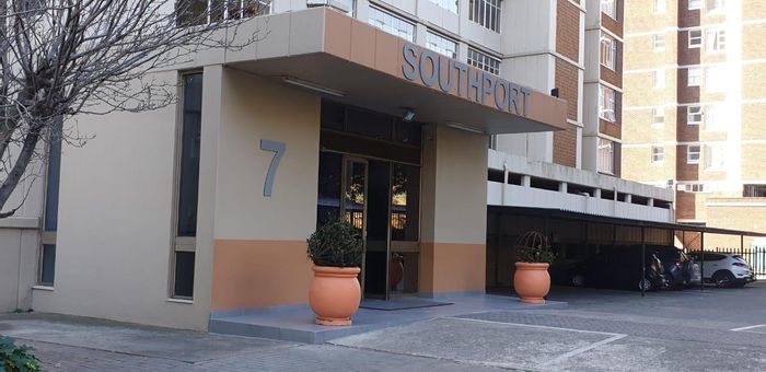 1-Bedroom Apartment To Rent in Bedfordview Central with secure parking and great amenities.