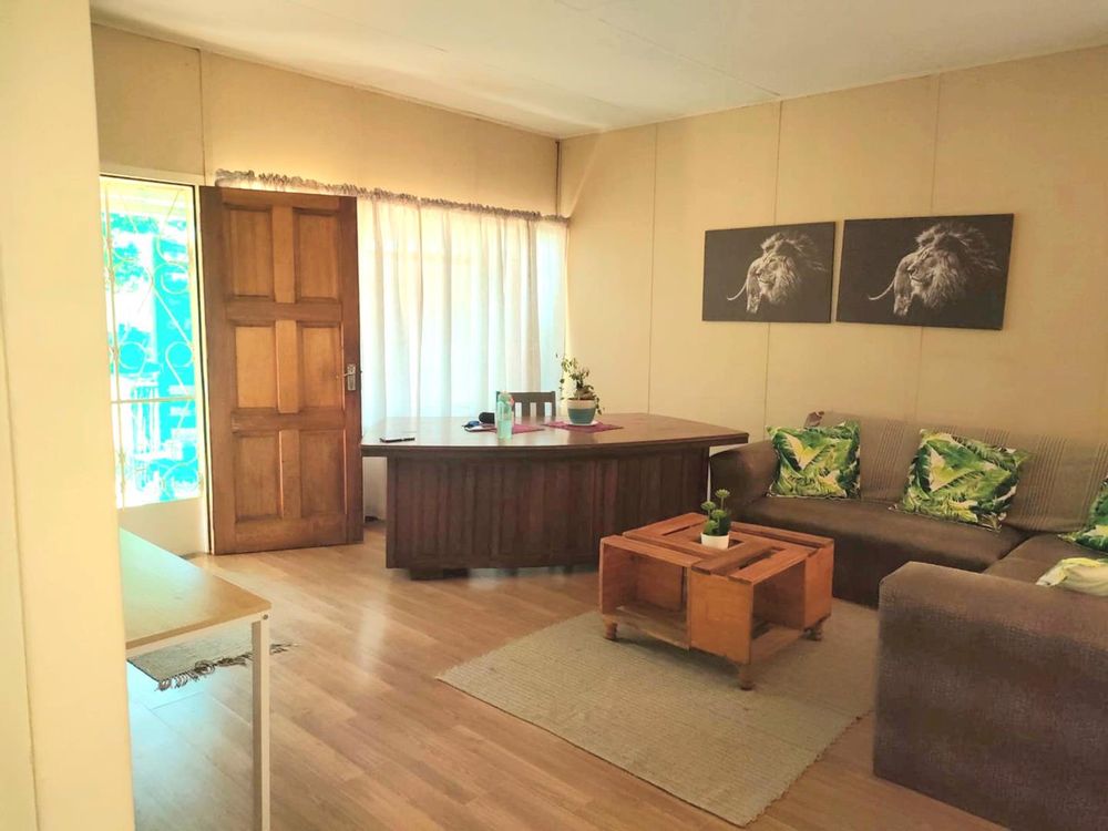 HOUSE 1