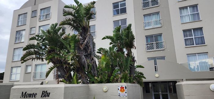 Blouberg Apartment To Rent: 1-bedroom, pool access, laundry facilities, parking included.