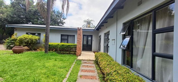 Property #2434901, House For Sale in Kilner Park