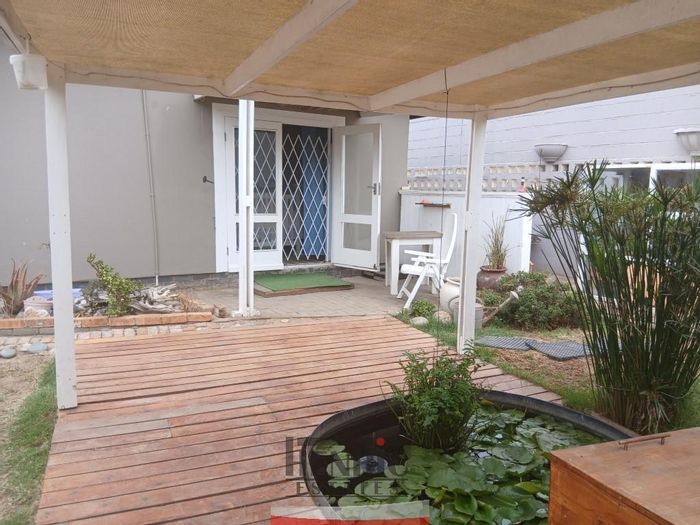 Property #2442002, House For Sale in Vineta