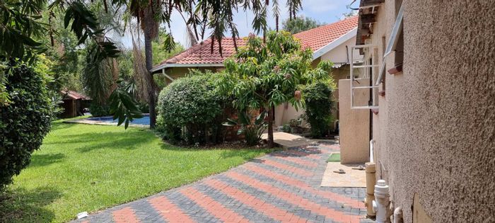 Property #2090151, House sold in Bloubosrand