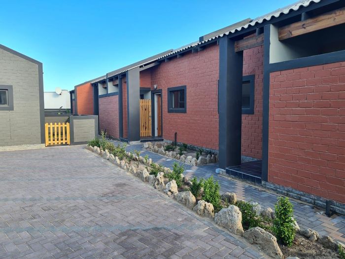 Property #1940708, Townhouse for sale in Henties Bay
