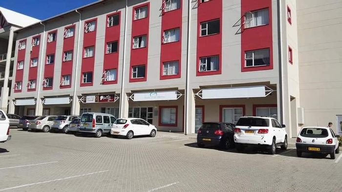 Invest in Auasblick: Neat Bachelor Apartment with Tenant, Close to Amenities!