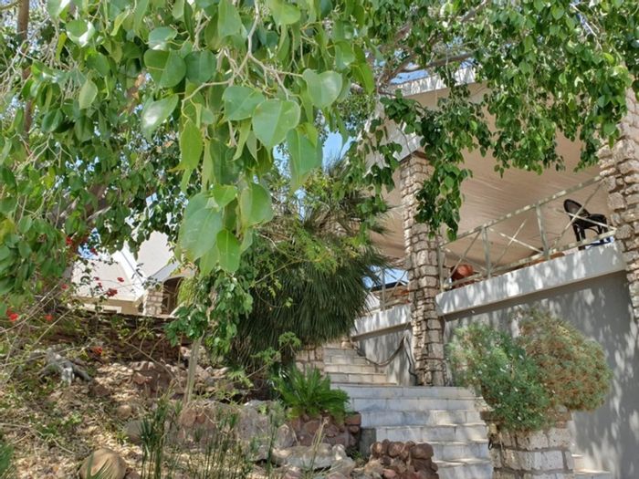 Property #1297949, House for sale in Klein Windhoek