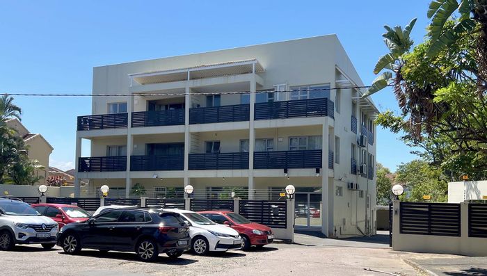 Mixed Use Office Space To Rent in Umhlanga Rocks Central with Parking & Amenities