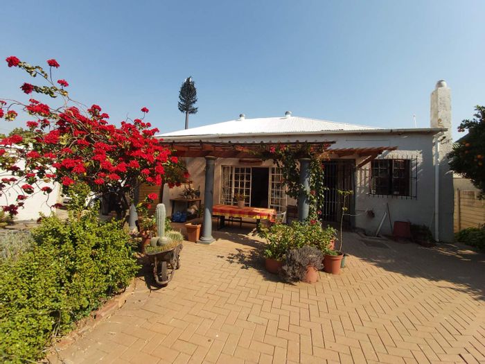 Property #2392189, House For Sale in Riviera