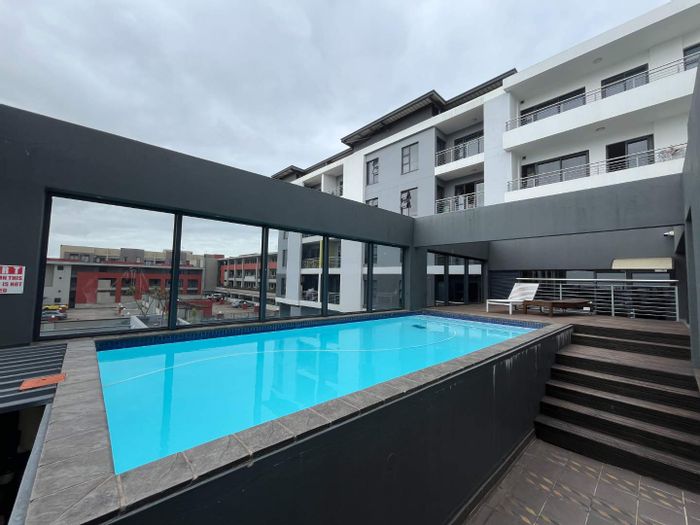 For Sale: 2-bedroom apartment in Umhlanga Ridge with pool, gym, and security.