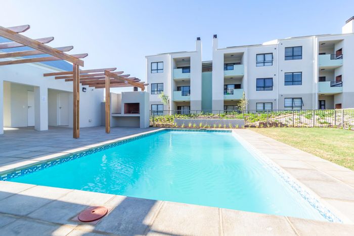 Cape Gate Apartment To Rent: Spacious layout, pool access, and secure parking.