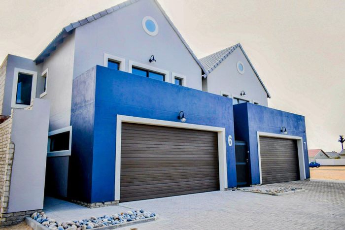 Property #2206101, Townhouse for sale in Swakopmund Ext 15
