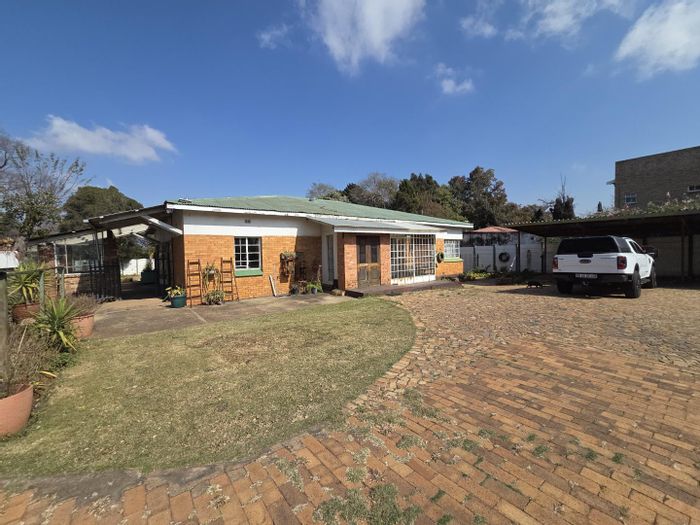 Property #2392957, House Rental Monthly in Roodepoort North