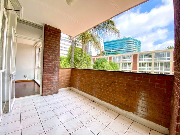 Property #2216851, Apartment rental monthly in Sandown