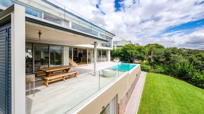 Oubaai House For Sale: Off-grid living, pool, panoramic views, and spacious layout.