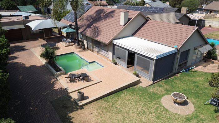 For Sale in Randhart: 4 Bedrooms, Pool, Solar System, Entertainment Area, Double Garage.