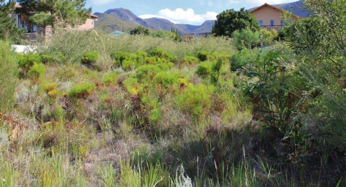Vacant Land Residential For Sale in Kleinmond Central, 935m² plot near amenities.