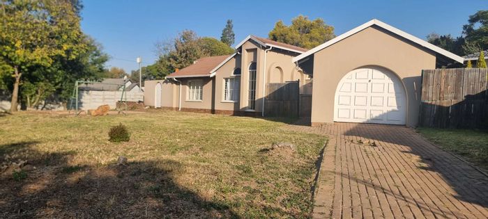 Property #2248231, House rental monthly in Bloubosrand