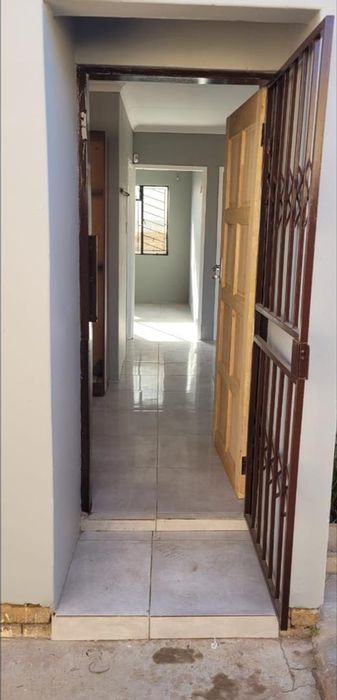 Property #2267834, Townhouse for sale in Soshanguve Central