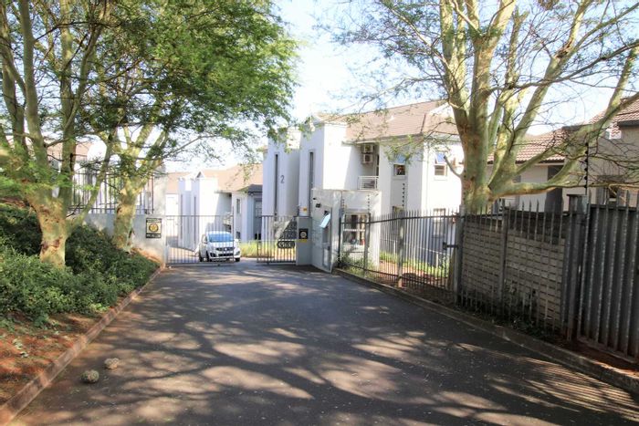 Property #2061796, Office rental monthly in Sunningdale