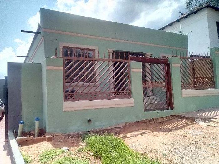 Property #2192576, Cluster for sale in Mamelodi West