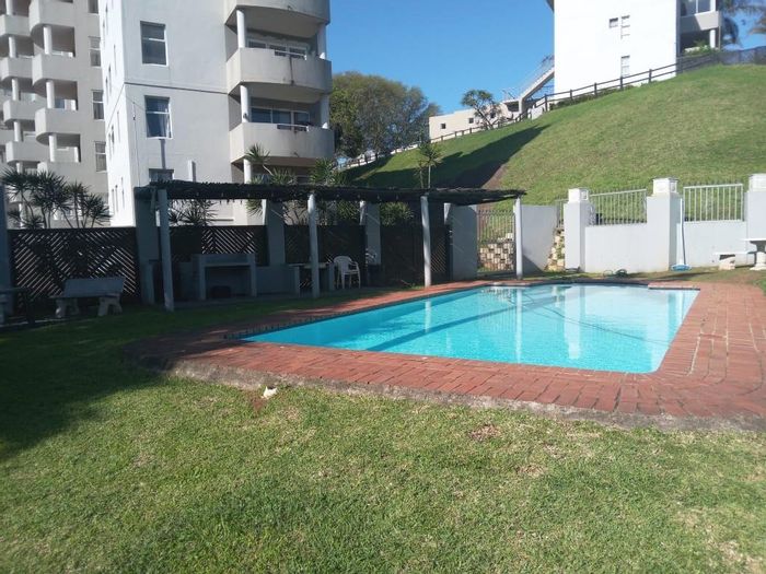 Umgeni Park Apartment For Sale: 3 bedrooms, pool, play area, excellent security.