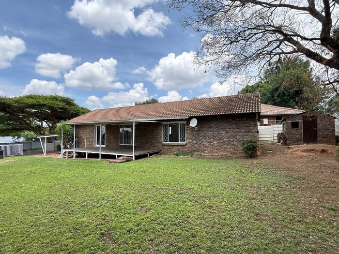 Property #2401508, House Rental Monthly in Sundowner