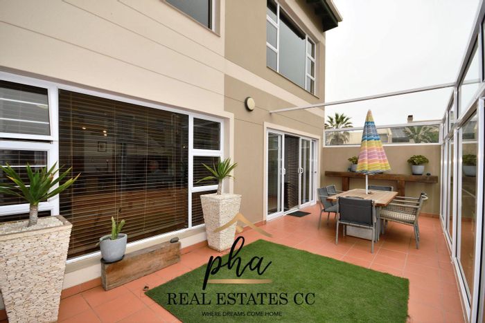 Property #2184665, Townhouse for sale in Vogelstrand