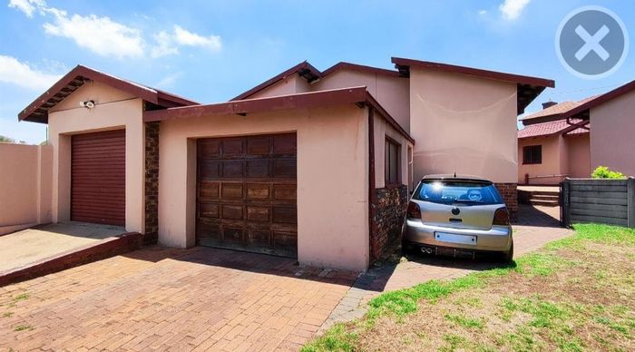 Family home in Birch Acres for sale: 3 beds, 2 baths, 2 garages.