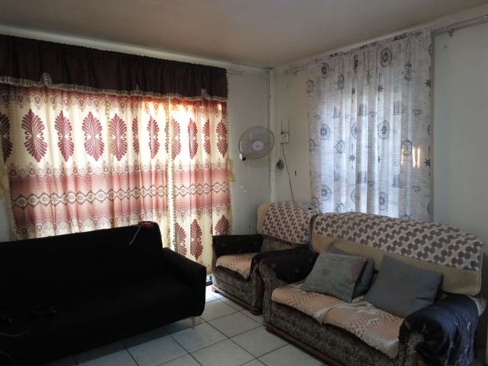Property #2414188, House For Sale in Dennemere