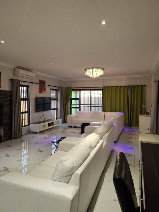 Property #2395899, House Rental Monthly in Academia
