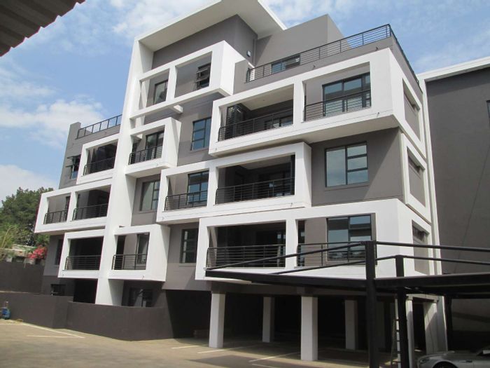 Penthouse To Rent in Morningside: 2 beds, balcony, secure parking, great location.