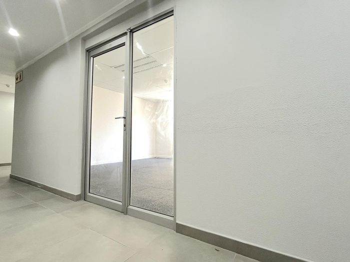 Property #2217874, Office rental monthly in Cape Town City Centre