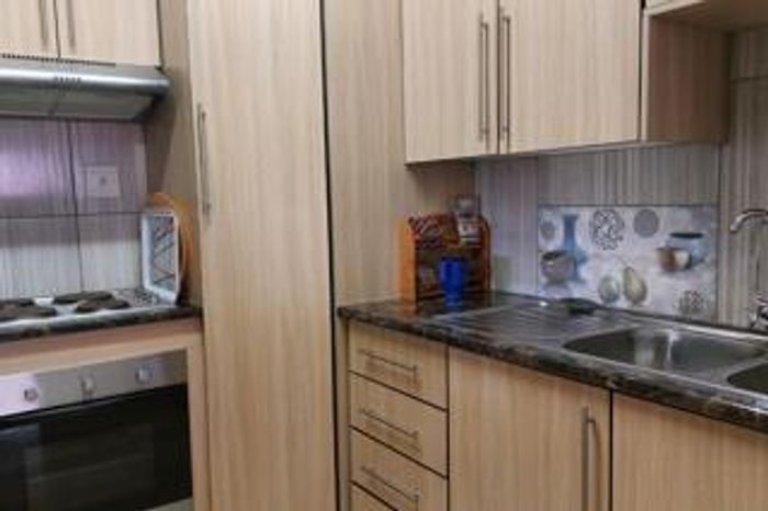 Property #2155768, Cluster for sale in Berton Park