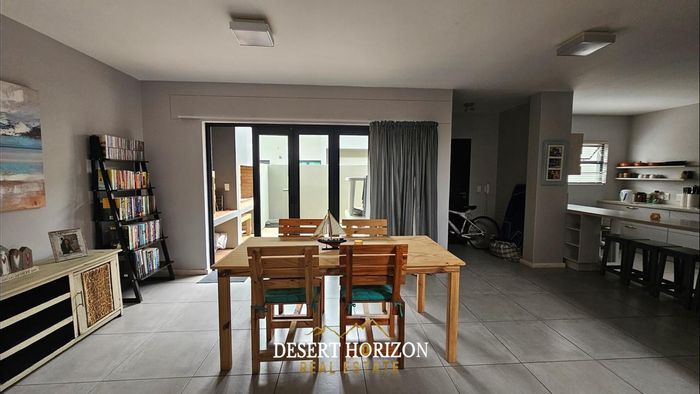 Property #2211377, Townhouse For Sale in Vineta