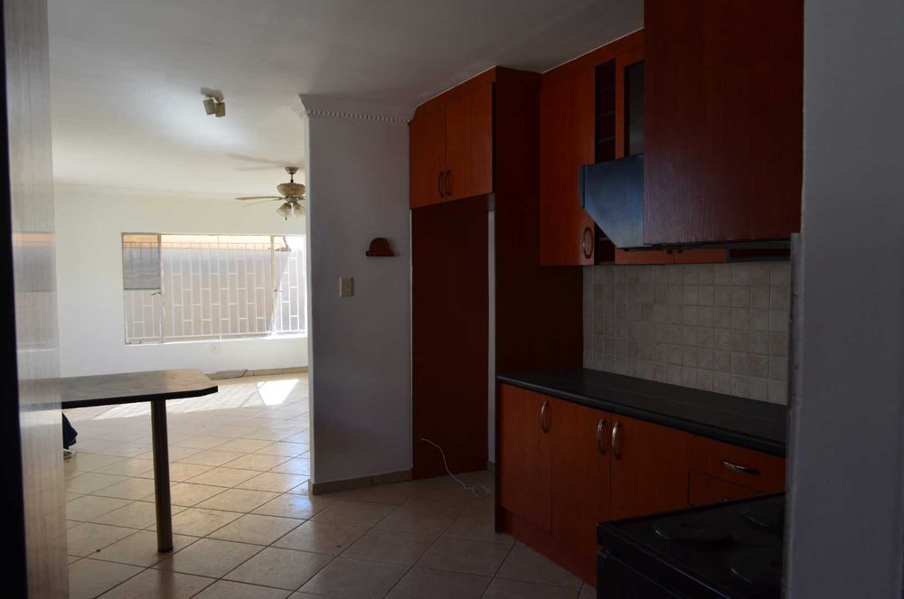 Windhoek, Cimbebasia, Fully fitted Kitchen