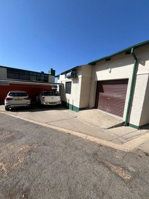 Business Property For Sale in Windhoek Central: Office Space, Parking, Conference Room.