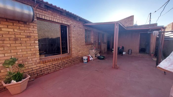 Property #2203368, House for sale in Mamelodi East